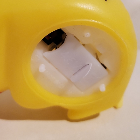 ✨ Pikachu Nightlight ~ Side Sleeper - Picture 5 of 5